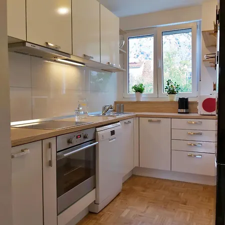 Anita Apartment