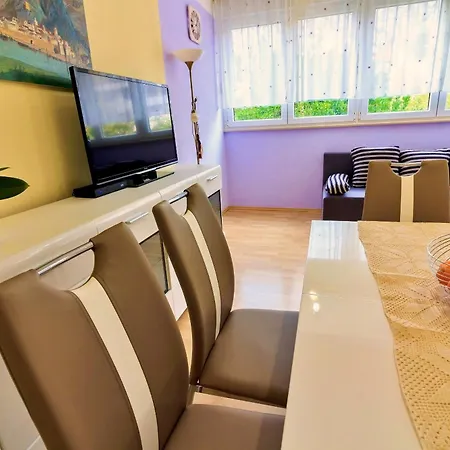 Anita Apartment Omis
