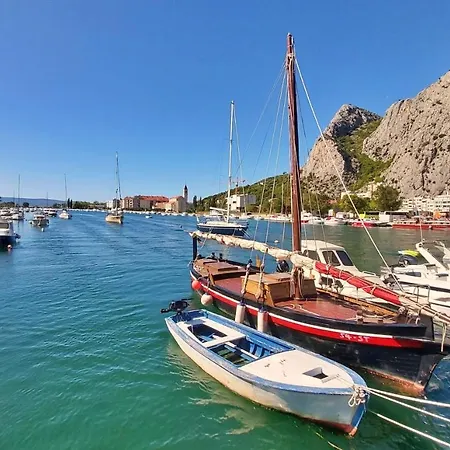 Anita * Omiš