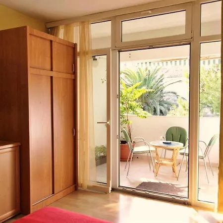 Anita Apartment *